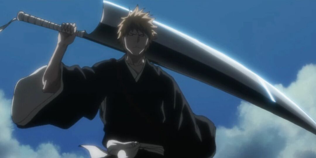 Ichigo a zangetsujával hadonászik a Bleachben.