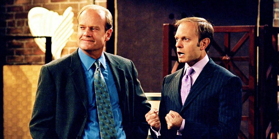 Frasier naeratab, samal ajal kui Niles on Frasieri näol üllatunud