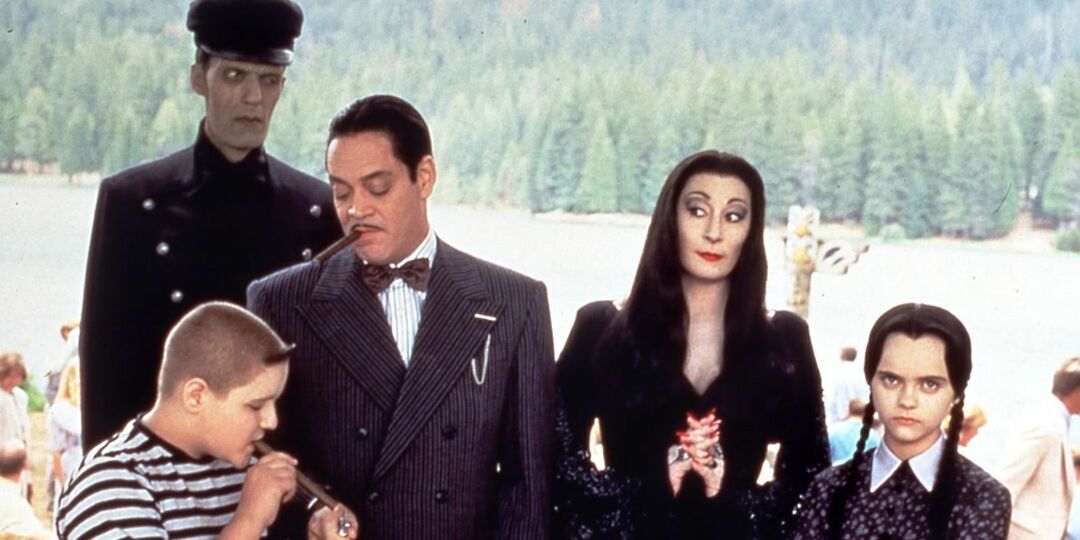Keluarga berkumpul di Addams Family Values