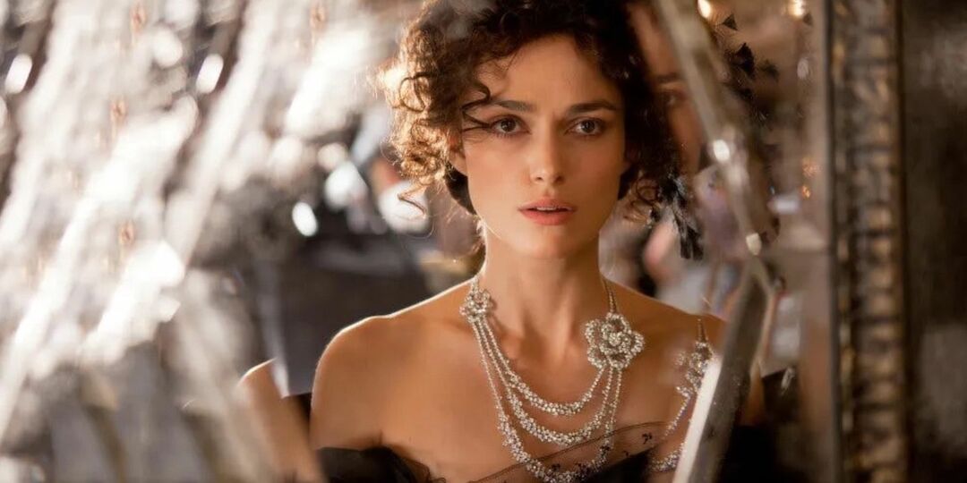 Keira Knightley dalam Anna Karenina (2012)