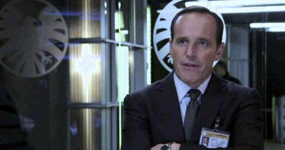 Joss Whedon fala com o Agente Coulson e Agentes da SHIELD