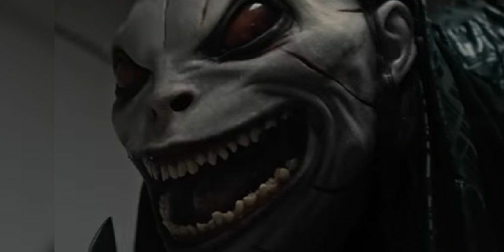 Un monstru care zâmbește în Grimcutty